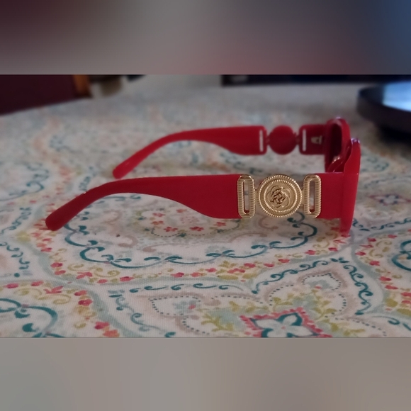 Fashion sunglasses - Picture 3 of 3